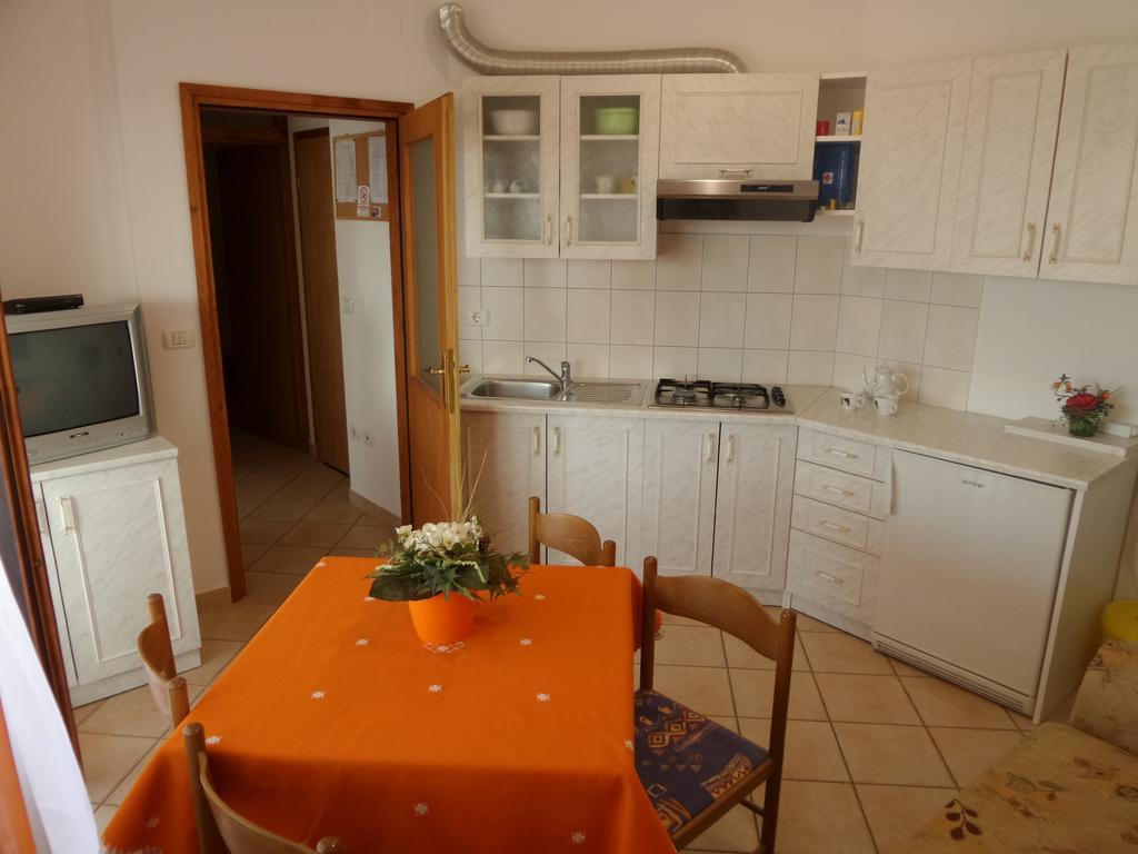 Apartmani Lina Умаг Экстерьер фото