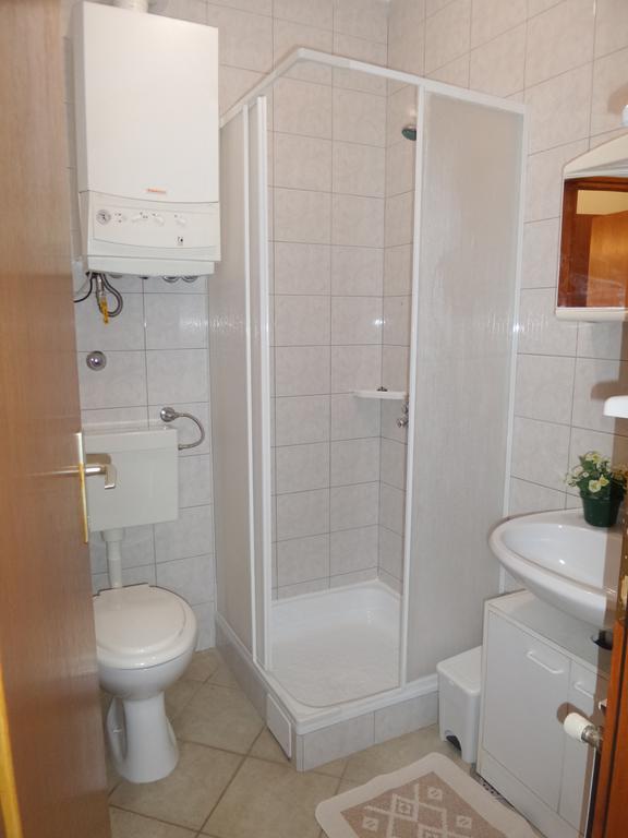 Apartmani Lina Умаг Экстерьер фото